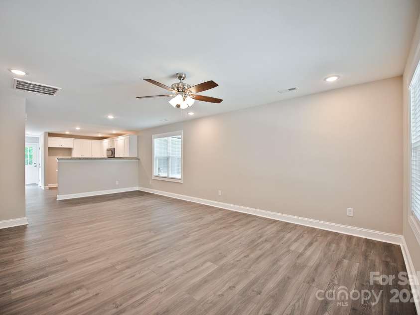 2502-2504 Glendale Avenue, Kannapolis, NC 28081.  MLS# CAR4252953, YatesRealty ID 14096. 