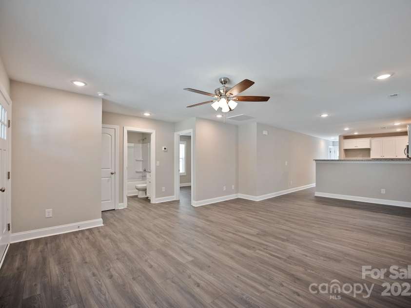2502-2504 Glendale Avenue, Kannapolis, NC 28081.  MLS# CAR4252953, YatesRealty ID 14096. 