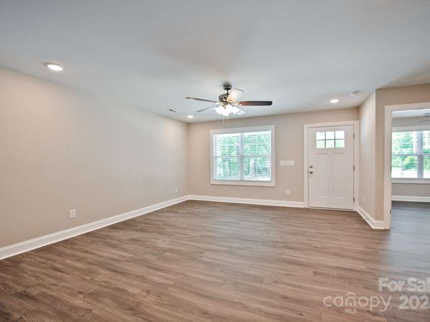 2502-2504 Glendale Avenue, Kannapolis, NC 28081.  MLS# CAR4252953, YatesRealty ID 14096. 