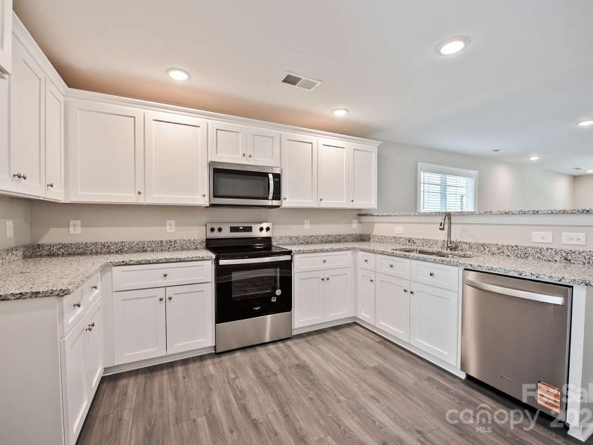 2502-2504 Glendale Avenue, Kannapolis, NC 28081.  MLS# CAR4252953, YatesRealty ID 14096. 
