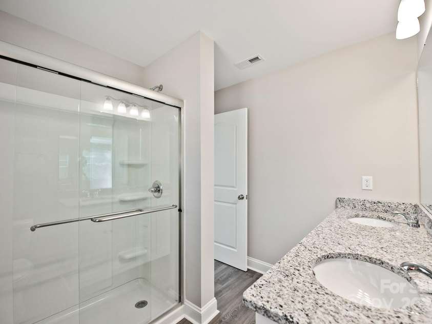 2502-2504 Glendale Avenue, Kannapolis, NC 28081.  MLS# CAR4252953, YatesRealty ID 14096. 