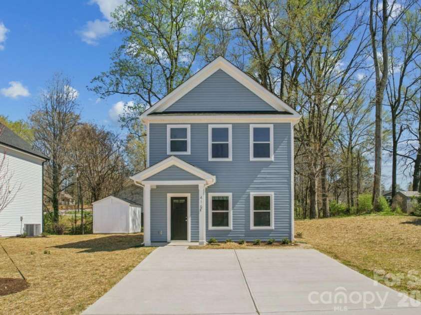 416 9th Street, Bessemer City, NC 28016.  MLS# CAR4359794, YatesRealty ID 14096. 