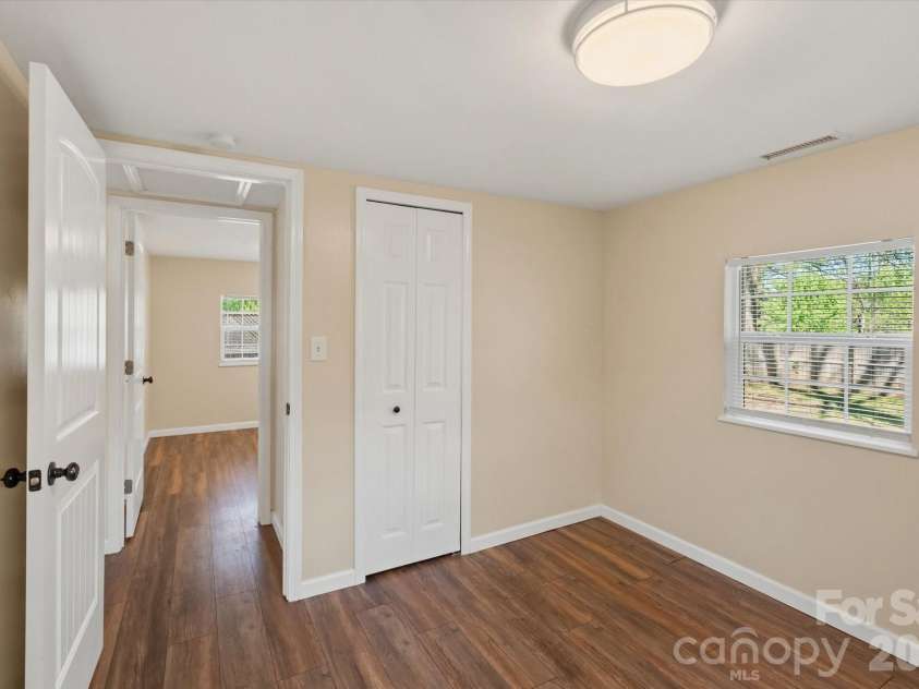 89 Carolina Avenue, Brevard, NC 28712.  MLS# CAR4366083, YatesRealty ID 14098. 