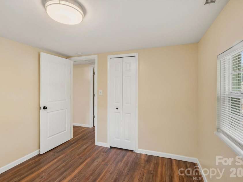 89 Carolina Avenue, Brevard, NC 28712.  MLS# CAR4366083, YatesRealty ID 14098. 
