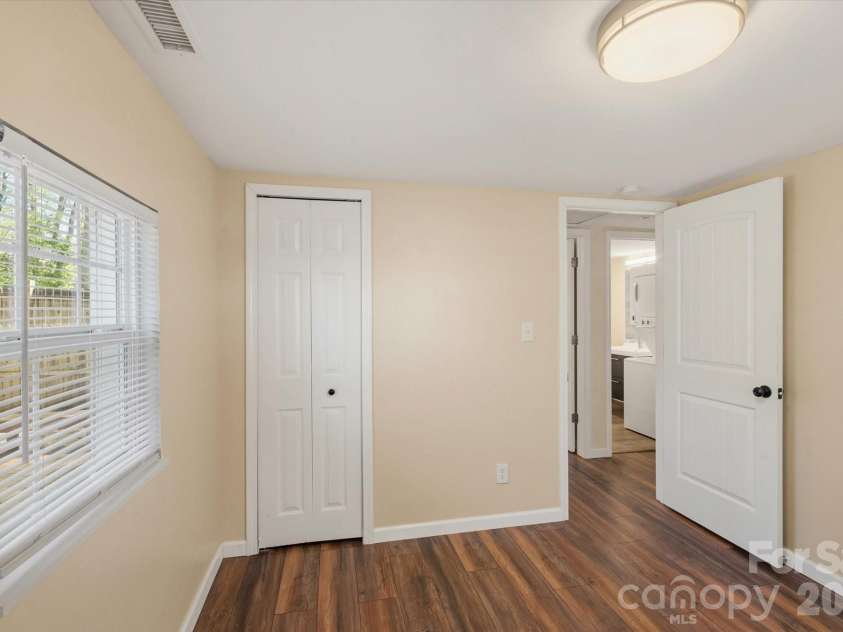 89 Carolina Avenue, Brevard, NC 28712.  MLS# CAR4366083, YatesRealty ID 14098. 