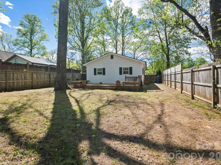89 Carolina Avenue, Brevard, NC 28712.  MLS# CAR4366083, YatesRealty ID 14098. 