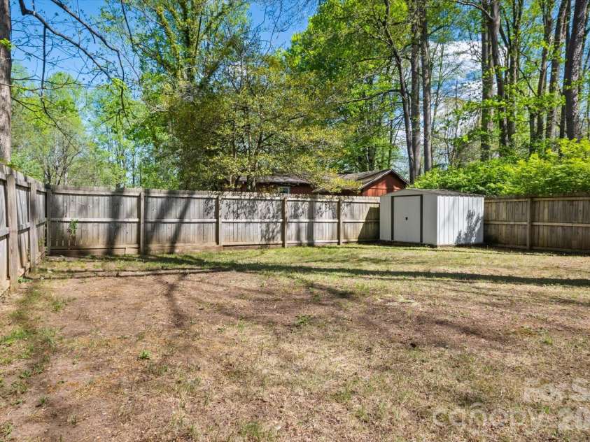 89 Carolina Avenue, Brevard, NC 28712.  MLS# CAR4366083, YatesRealty ID 14098. 