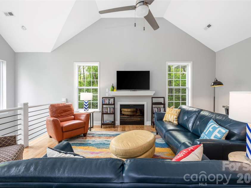 1325 Lytton Lane, Catawba, NC 28609.  MLS# CAR4370992, YatesRealty ID 14099. 