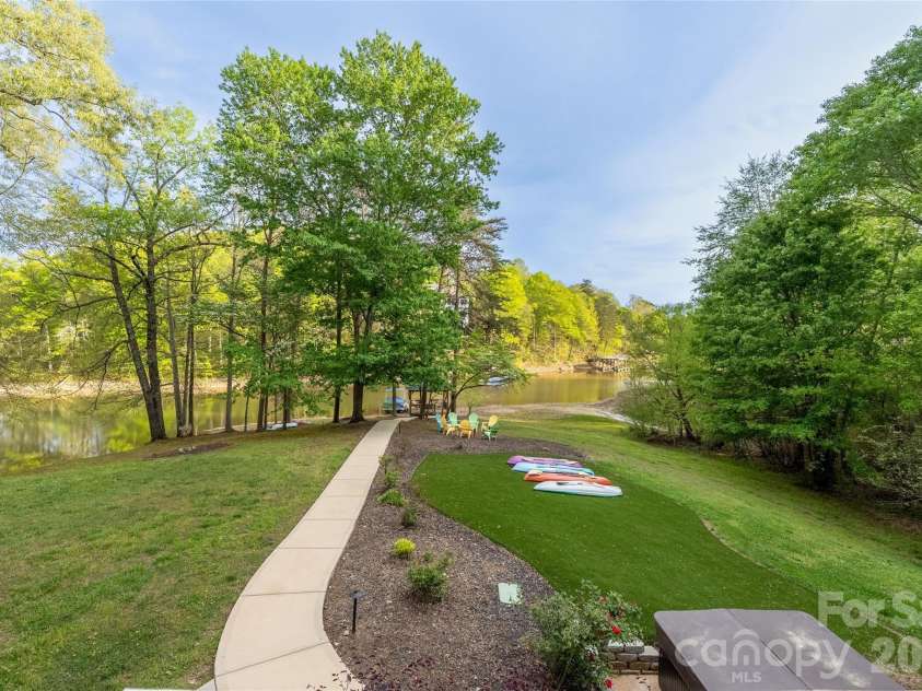 1325 Lytton Lane, Catawba, NC 28609.  MLS# CAR4370992, YatesRealty ID 14099. 