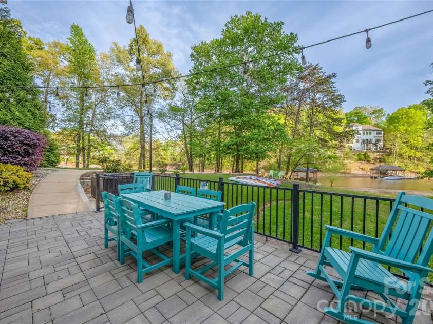 1325 Lytton Lane, Catawba, NC 28609.  MLS# CAR4370992, YatesRealty ID 14099. 