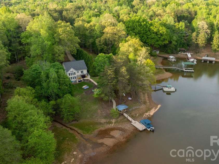 1325 Lytton Lane, Catawba, NC 28609.  MLS# CAR4370992, YatesRealty ID 14099. 