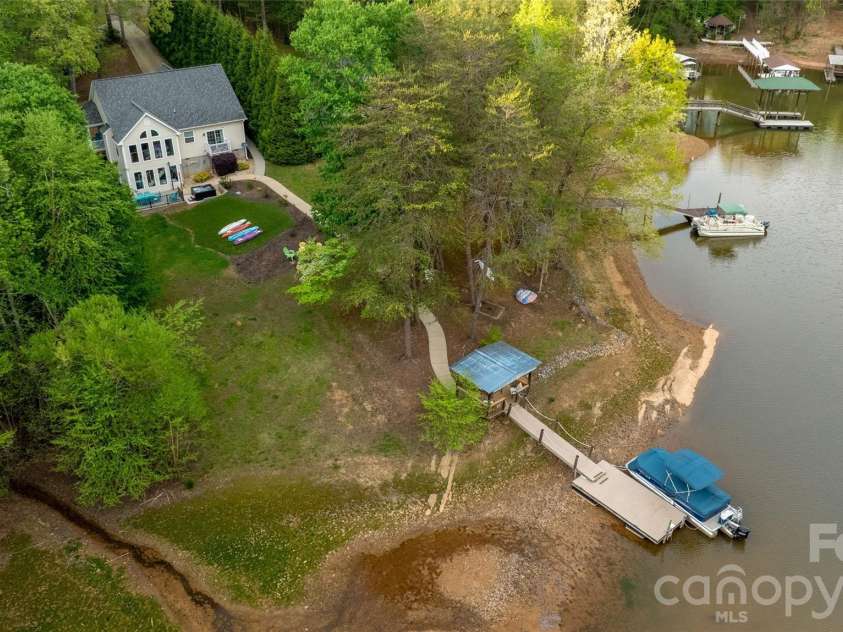 1325 Lytton Lane, Catawba, NC 28609.  MLS# CAR4370992, YatesRealty ID 14099. 