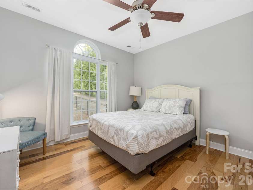1325 Lytton Lane, Catawba, NC 28609.  MLS# CAR4370992, YatesRealty ID 14099. Front bedroom