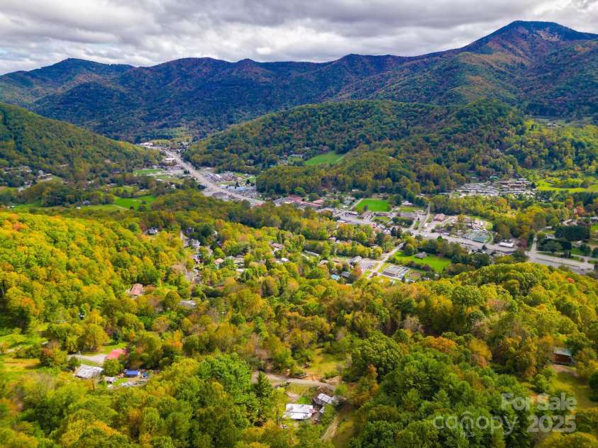 105 Home Place Road, Maggie Valley, NC 28751.  MLS# CAR4311277, YatesRealty ID 141. 