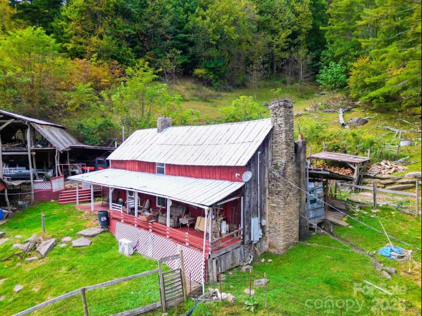 105 Home Place Road, Maggie Valley, NC 28751.  MLS# CAR4311277, YatesRealty ID 141. 