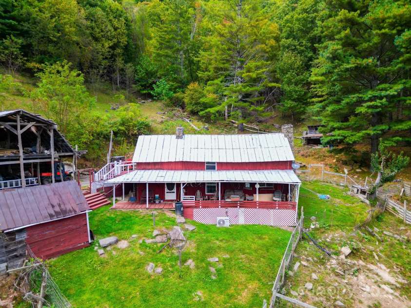 105 Home Place Road, Maggie Valley, NC 28751.  MLS# CAR4311277, YatesRealty ID 141. 