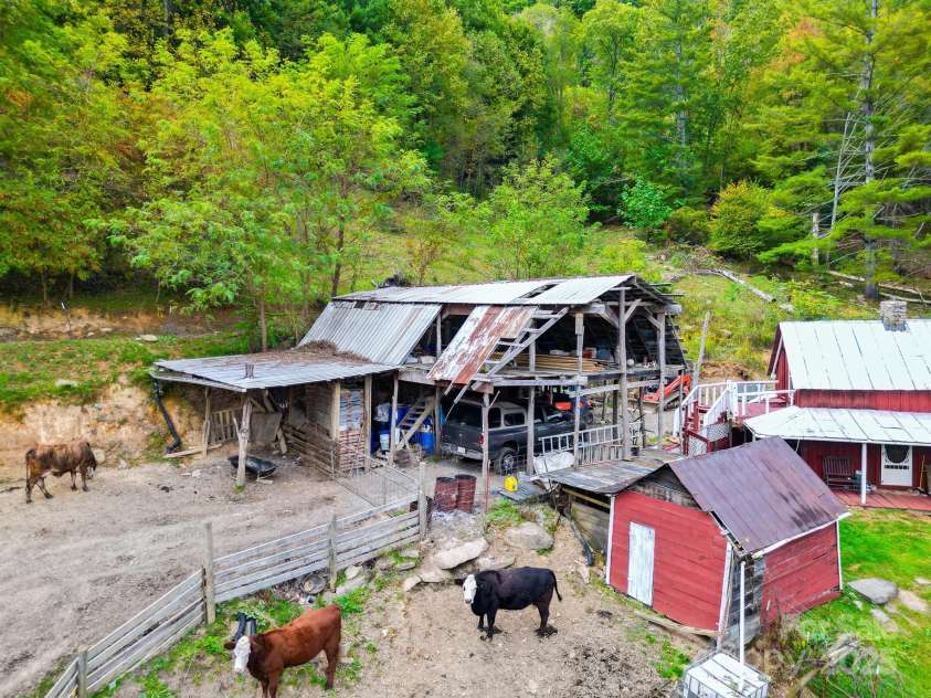 105 Home Place Road, Maggie Valley, NC 28751.  MLS# CAR4311277, YatesRealty ID 141. 