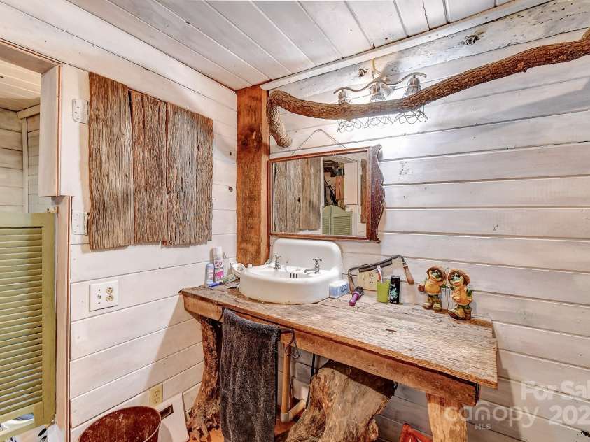 105 Home Place Road, Maggie Valley, NC 28751.  MLS# CAR4311277, YatesRealty ID 141. 