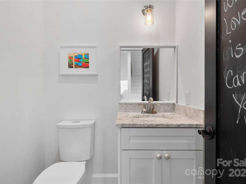 195 Jordan Street, Hendersonville, NC 28739.  MLS# CAR4276195, YatesRealty ID 141. 