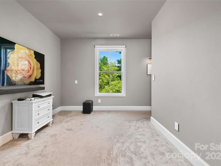 195 Jordan Street, Hendersonville, NC 28739.  MLS# CAR4276195, YatesRealty ID 141. 