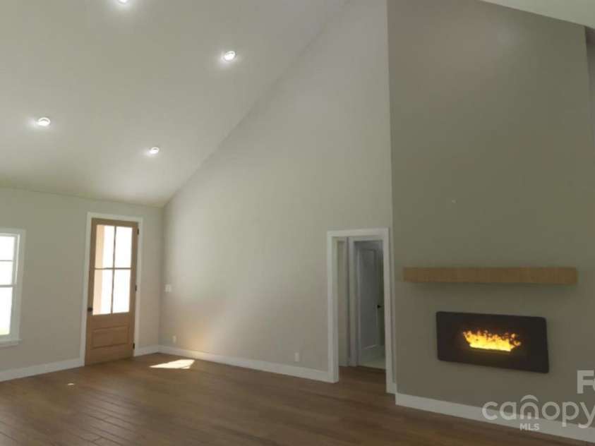 104 Glenhaven Drive, Marion, NC 28752.  MLS# CAR4331381, YatesRealty ID 1410. 