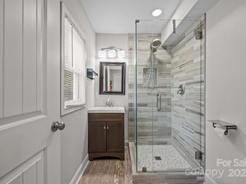 5371 Davidson Road, Davidson, NC 28036.  MLS# CAR4258666, YatesRealty ID 1410. 