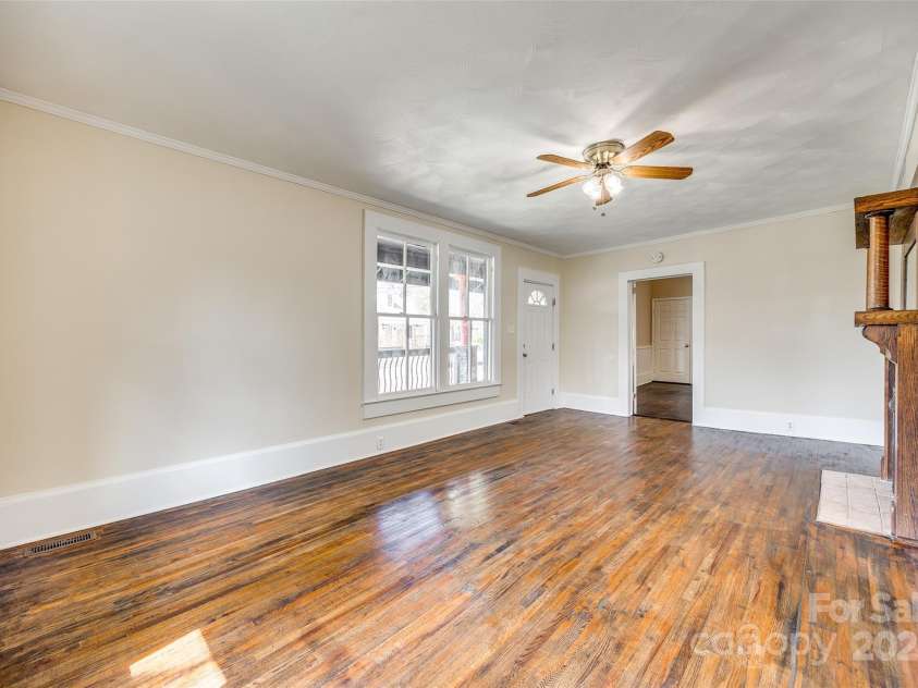 113 Hemphill Avenue, Chester, SC 29706.  MLS# CAR4239763, YatesRealty ID 14100. 