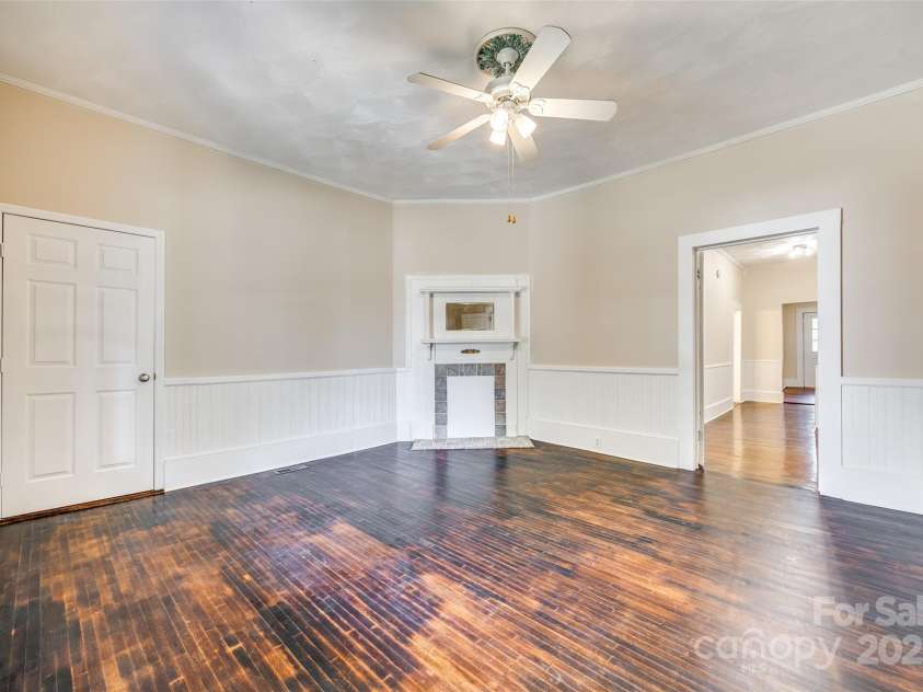 113 Hemphill Avenue, Chester, SC 29706.  MLS# CAR4239763, YatesRealty ID 14100. 