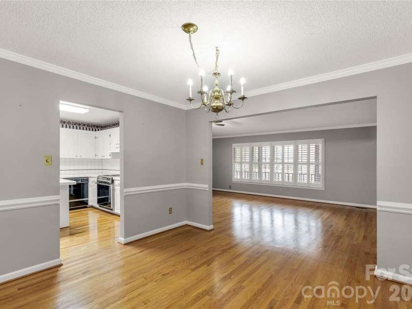 721 Clarendon Drive, Lancaster, SC 29720.  MLS# CAR4354329, YatesRealty ID 14100. 