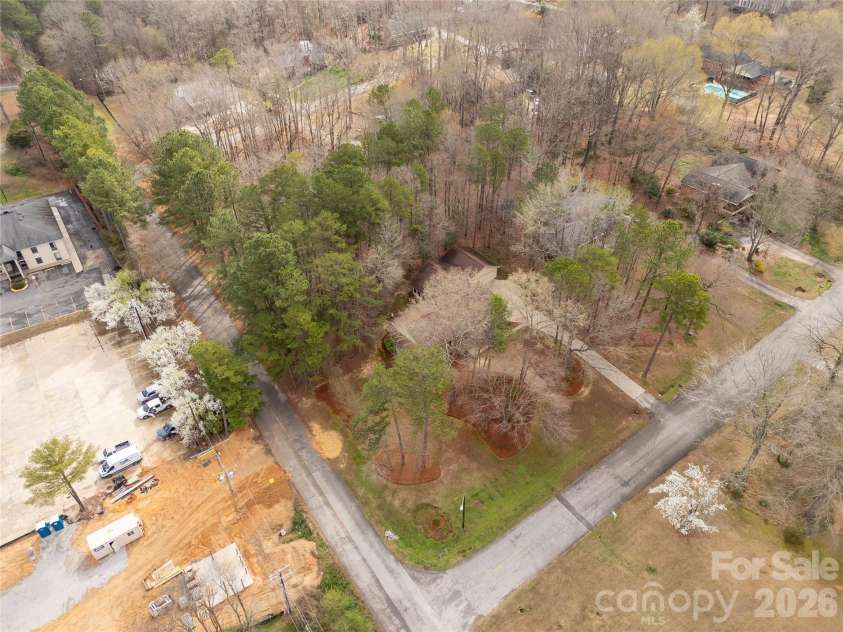 721 Clarendon Drive, Lancaster, SC 29720.  MLS# CAR4354329, YatesRealty ID 14100. 