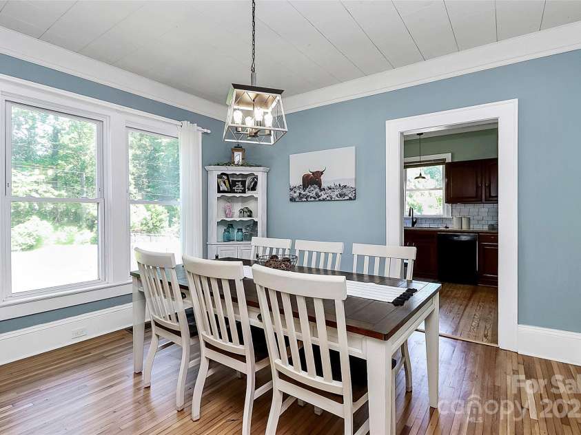 1105 Point Road, Belmont, NC 28012.  MLS# CAR4255588, YatesRealty ID 14101. 