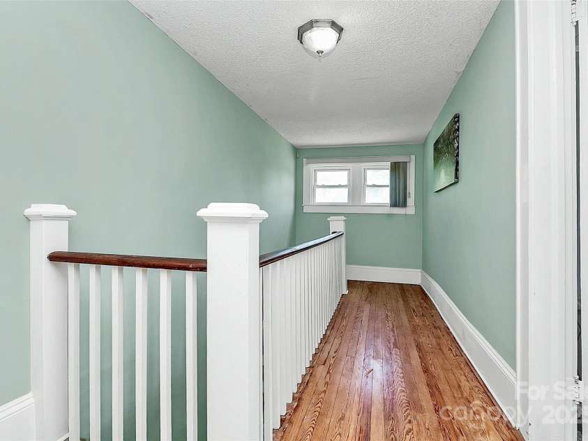 1105 Point Road, Belmont, NC 28012.  MLS# CAR4255588, YatesRealty ID 14101. 