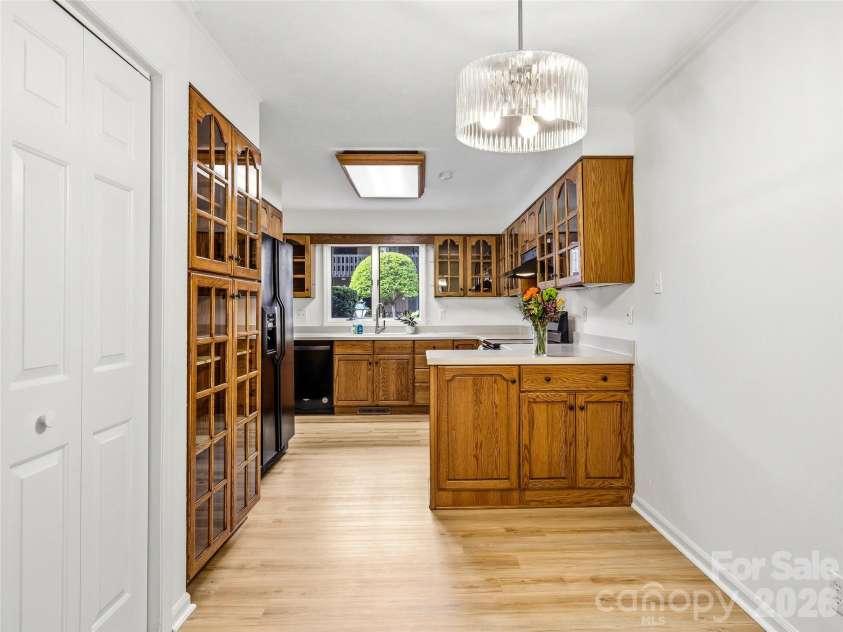 115 Bent Tree Drive, Hendersonville, NC 28739.  MLS# CAR4360026, YatesRealty ID 14102. 
