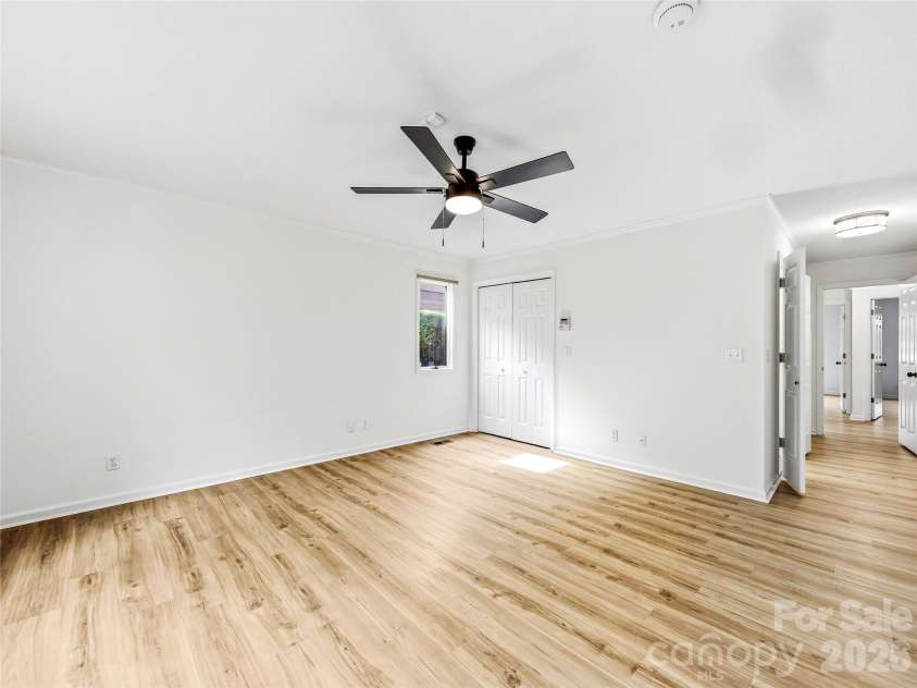 115 Bent Tree Drive, Hendersonville, NC 28739.  MLS# CAR4360026, YatesRealty ID 14102. 