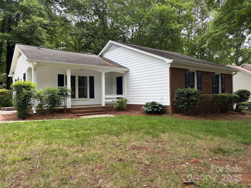 7212 Bradley Court, Charlotte, NC 28227.  MLS# CAR4259297, YatesRealty ID 14102. 