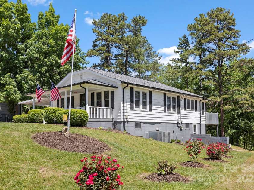 8044 Eagle Street, Mount Pleasant, NC 28124.  MLS# CAR4248318, YatesRealty ID 14103. 
