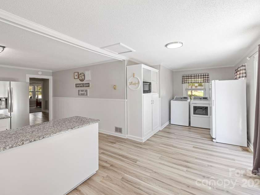 8044 Eagle Street, Mount Pleasant, NC 28124.  MLS# CAR4248318, YatesRealty ID 14103. 