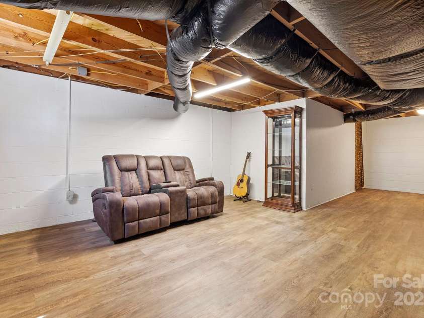 8044 Eagle Street, Mount Pleasant, NC 28124.  MLS# CAR4248318, YatesRealty ID 14103. 