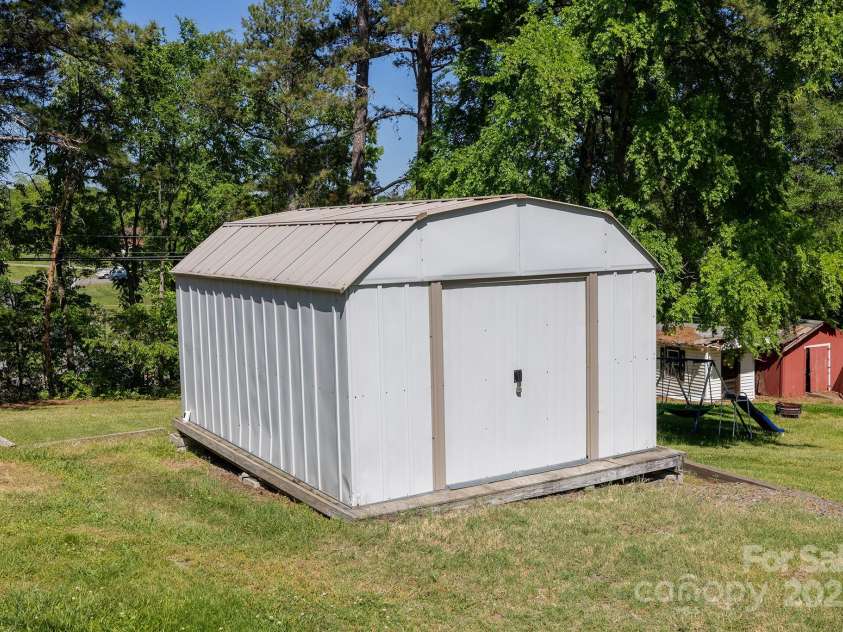 8044 Eagle Street, Mount Pleasant, NC 28124.  MLS# CAR4248318, YatesRealty ID 14103. 