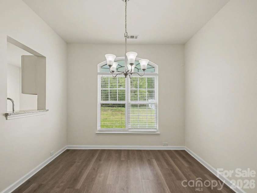 3749 Sipes Lane, Charlotte, NC 28269.  MLS# CAR4366082, YatesRealty ID 14104. 
