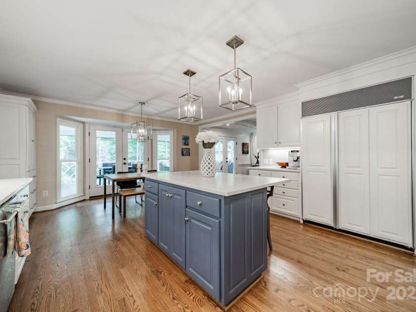 5135 Winding Brook Road, Charlotte, NC 28226.  MLS# CAR4253987, YatesRealty ID 14104. 