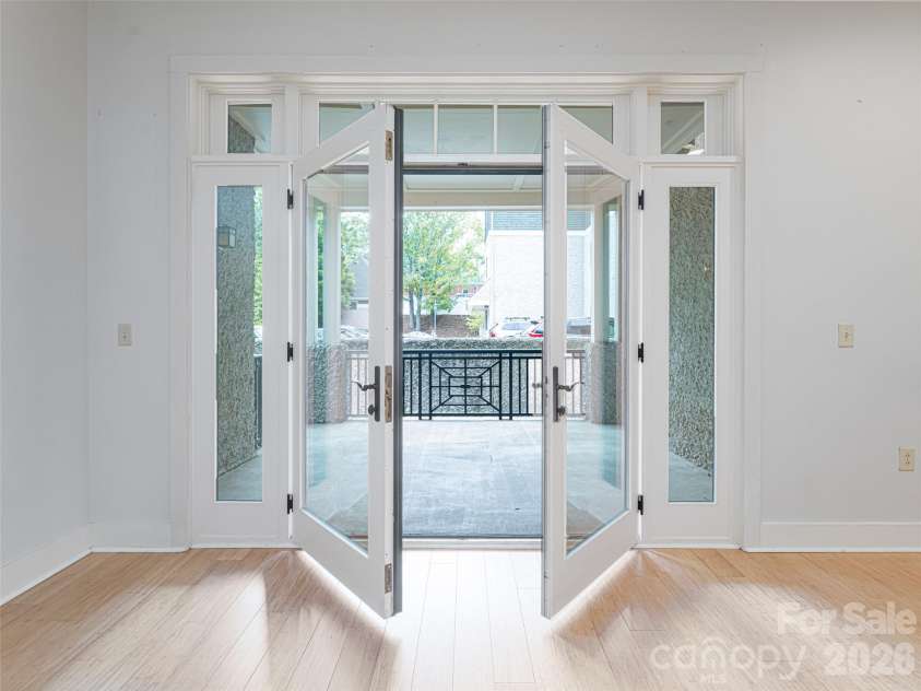 190 Broadway Street, Asheville, NC 28801.  MLS# CAR4362690, YatesRealty ID 14105. 