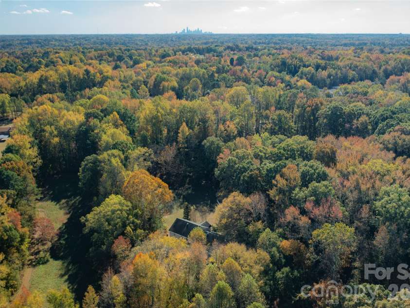 3506 Hayden Drive, Charlotte, NC 28269.  MLS# CAR4361399, YatesRealty ID 14106. 
