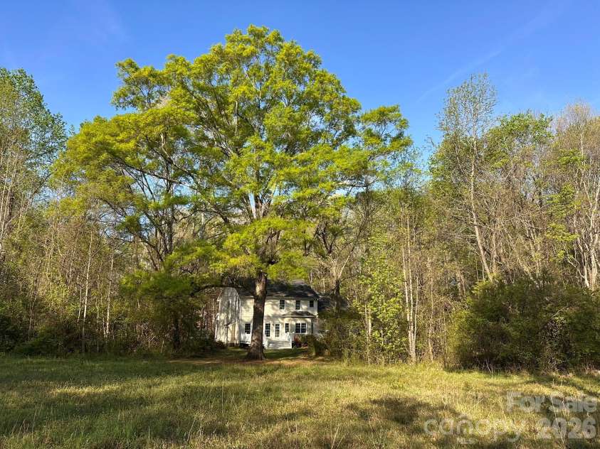 3506 Hayden Drive, Charlotte, NC 28269.  MLS# CAR4361399, YatesRealty ID 14106. 