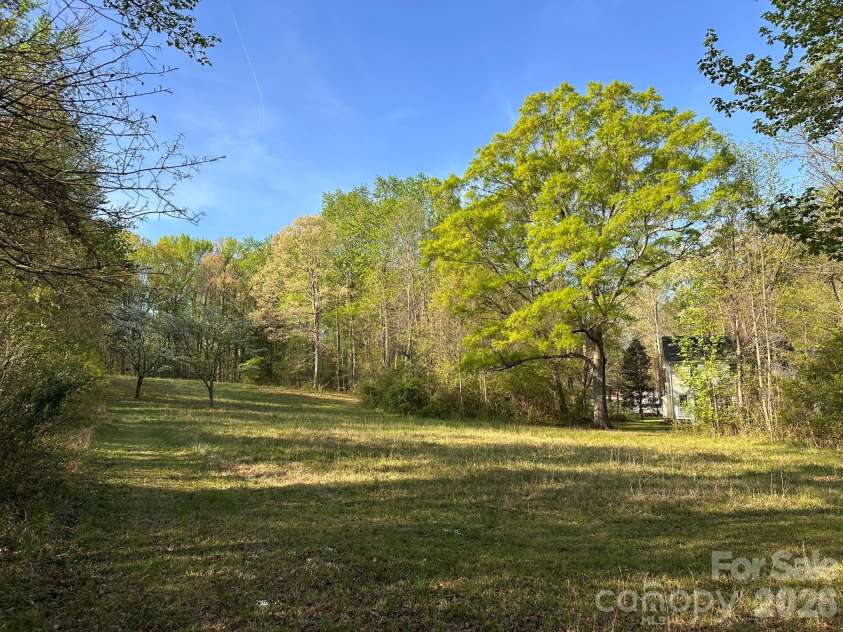 3506 Hayden Drive, Charlotte, NC 28269.  MLS# CAR4361399, YatesRealty ID 14106. 