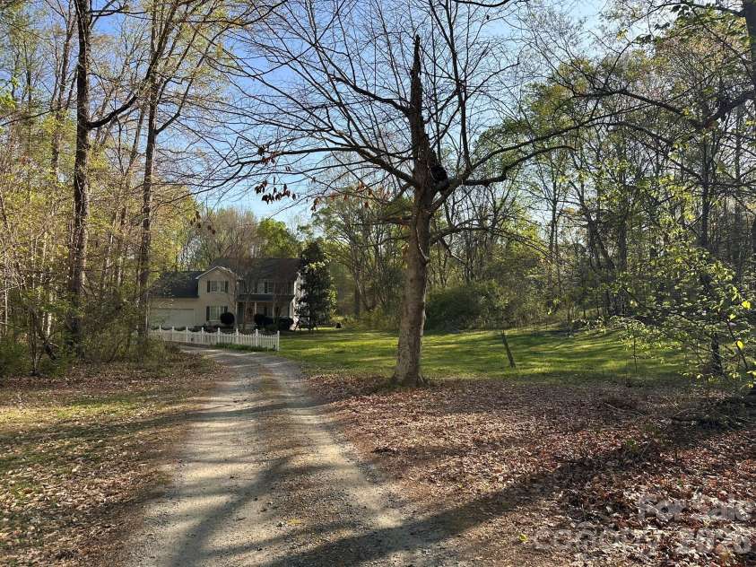 3506 Hayden Drive, Charlotte, NC 28269.  MLS# CAR4361399, YatesRealty ID 14106. 
