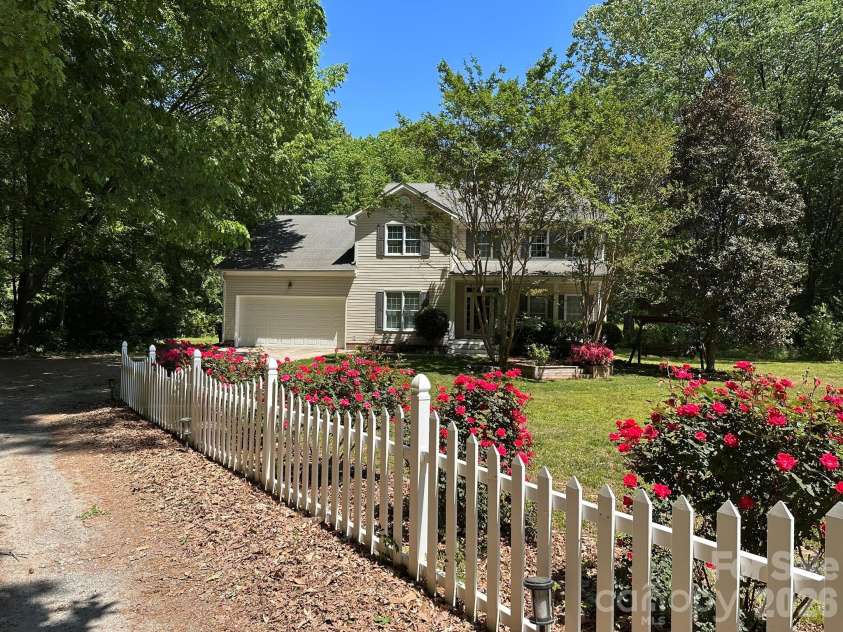 3506 Hayden Drive, Charlotte, NC 28269.  MLS# CAR4361399, YatesRealty ID 14106. 