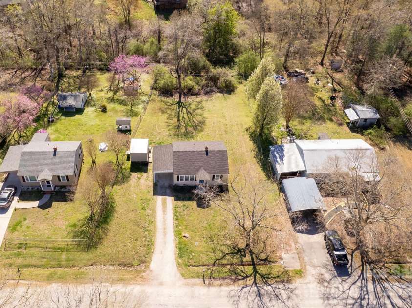 727 Fickling Drive, Lancaster, SC 29720.  MLS# CAR4238196, YatesRealty ID 14107. 