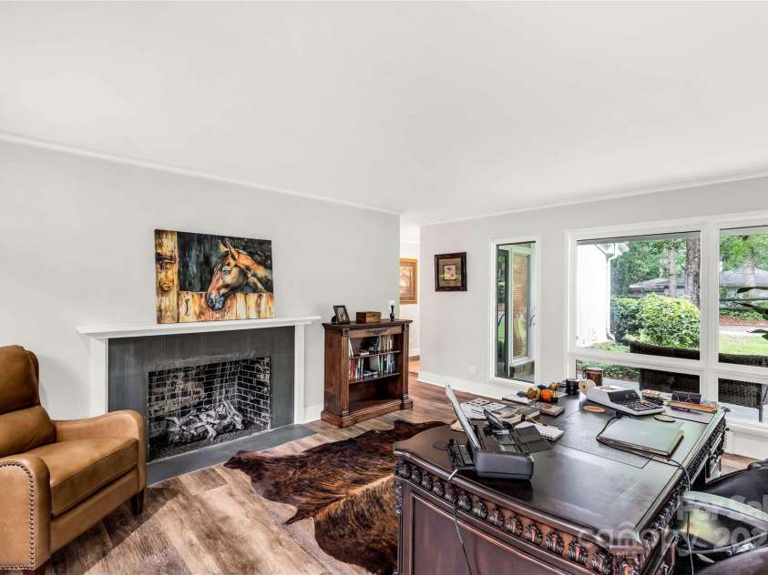 981 Sherwood Circle, Lancaster, SC 29720.  MLS# CAR4254129, YatesRealty ID 14107. 