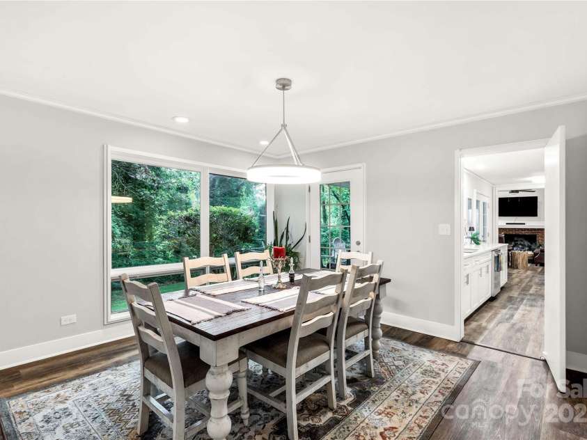 981 Sherwood Circle, Lancaster, SC 29720.  MLS# CAR4254129, YatesRealty ID 14107. 